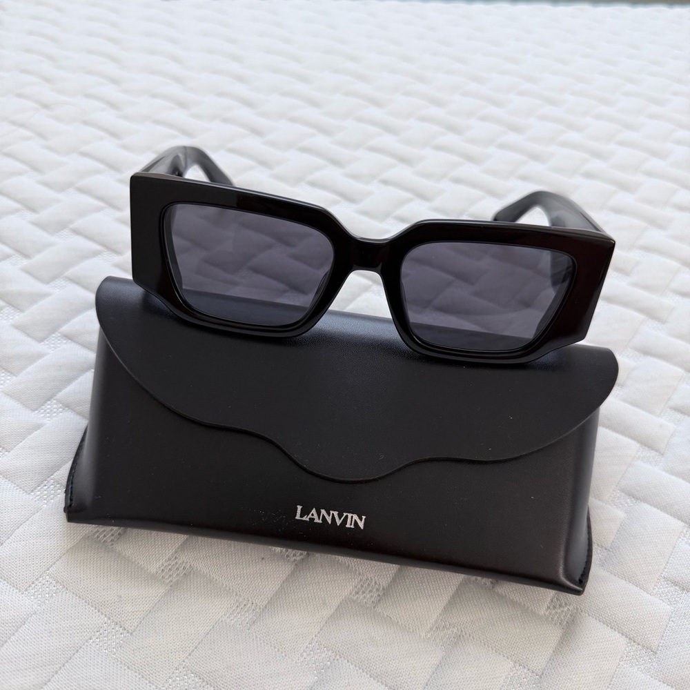 Lanvin Black Geometric Sunglasses Bold Frame